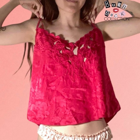 Vintage 2000s Victoria’s Secret pink polka dot cami top